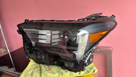 OEM l 2024-2025 Toyota Tacoma LED Headlight (Left,Driver)