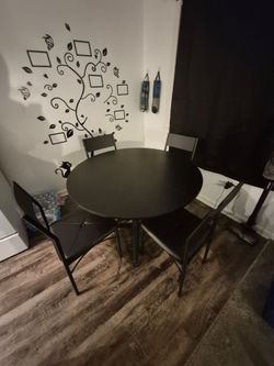 Expandable dining table set w/chairs