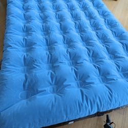 Queen Size Mattress - Air Mattress 