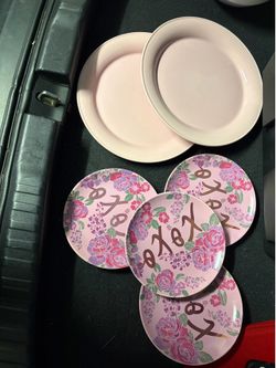 Pink set plates