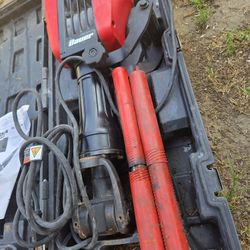 Bauer 1632E-B Hex Lower Wall Breaker Hammer Kit 15 Amp 35 Lb. 1-1/8 In