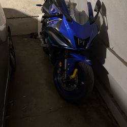 2024 Yamaha R7