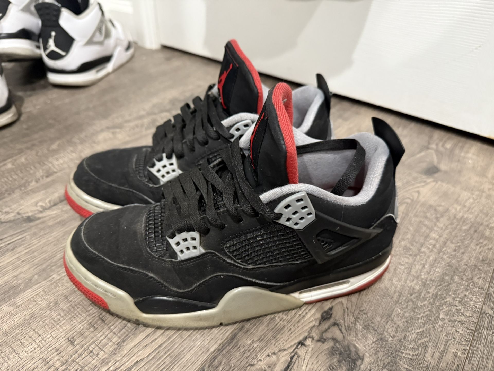 Jordan 4