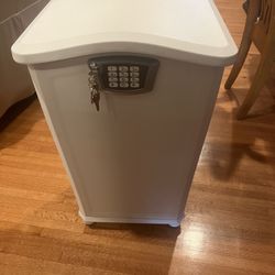 Parcel Box With Lock Code