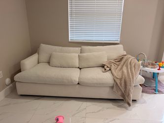 FREE COUCH