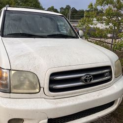 2004 Toyota Sequoia