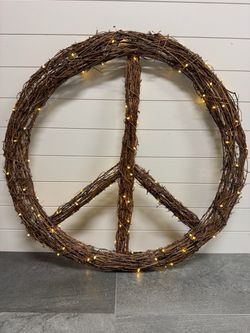 36” Lighter Grapevine Peace Sign Wreath