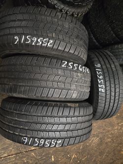 4 Tires 255 65.16 Michelin Defender 90 % Tread 