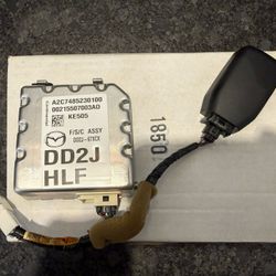 USED OEM Mazda CX-3 Front Camera Forward Sensing Module DD2J-67-XCX 2016-2017