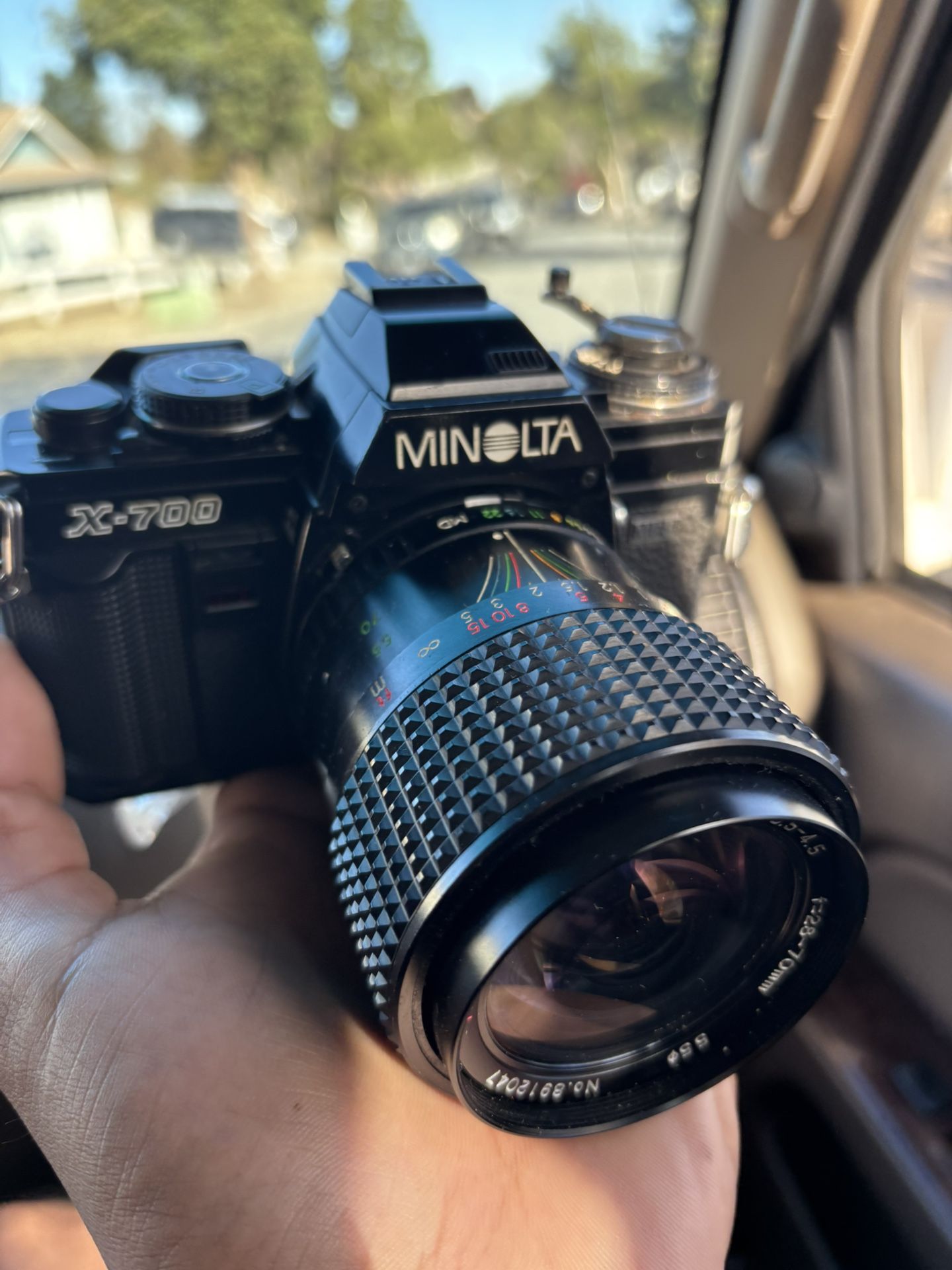 Minolta X700