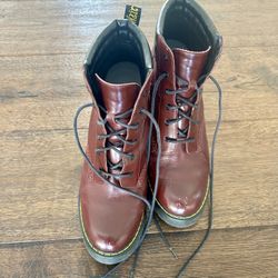 Dr.Martens Persephone Boots 4” - Size 10