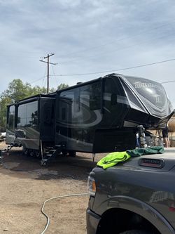 2021 Grand Design Momentum 395MS fifth-wheel toy hauler
