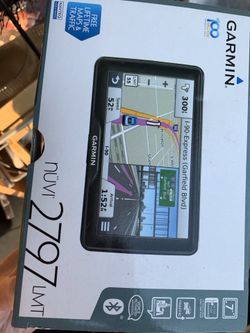 Garmin 700 in box