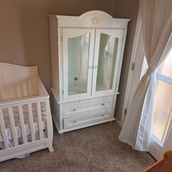 Princess Armoire 