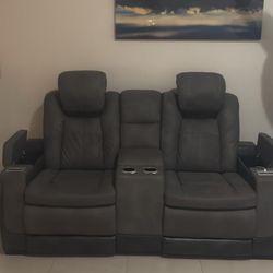 Electric Sofas With Charging For Phones