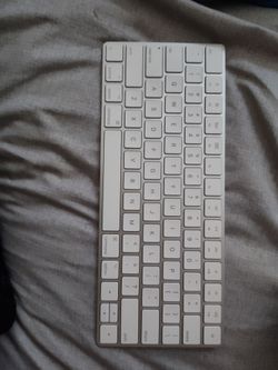 Apple wireless keyboard