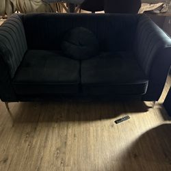 Like New - Black Velvet Loveseat
