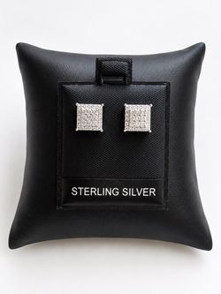 925 Sterling Silver0.60CTW MOISSANITE 0.60CTW MOISSANITE Stud Screw Back Earrings