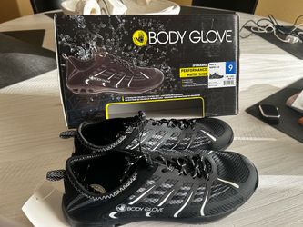 WATER SHOES (River, Lake , Creek or Beach) Body glove