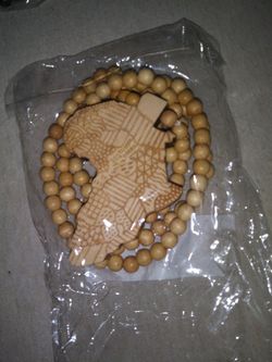 Wood bead necklace