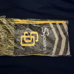 Padres Scarf