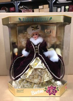 Happy Holidays Special Edition 1996 Collectible Barbie. Mint Condition.
