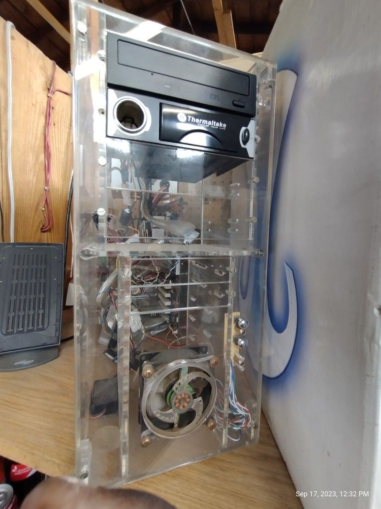 Computer 🖥️ Tower 💽