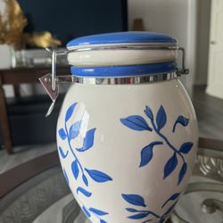 Stonelite Ceramic Gorgeous Lidded Jar Blue And White Floral