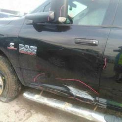 2013-2018 Dodge Ram 4x4 2(contact info removed) Transfer Case Model BW 44-46 Electric Shift drive shift available
