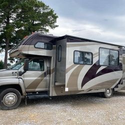 🛑 MUST SEE: 2007 Gulf Stream Endura Super C Motorhome - Low Miles