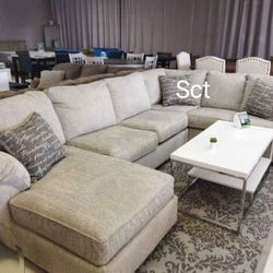 Brentwood Linen Sectional Brand New 