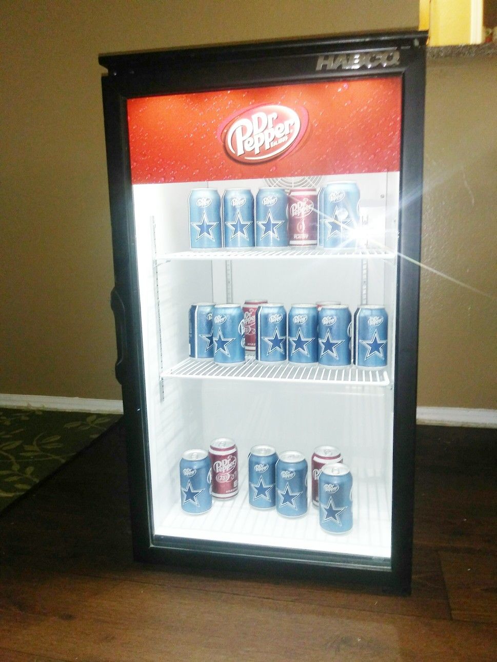 Habco OC6 - 20" Single Glass Door Countertop Cooler - 6 Cu. Ft.