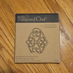 Pampered Chef Round-Up From The Heart 2011 Cast Metal Trivet 2946 Copper Top