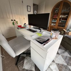 IKEA Malm Desk