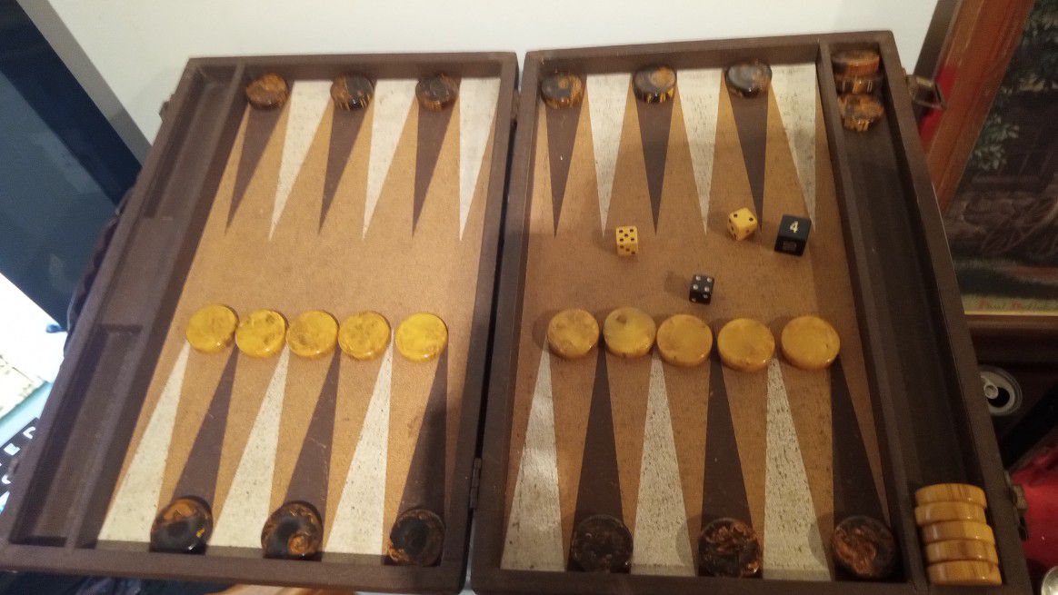 Really Old Backgammon 