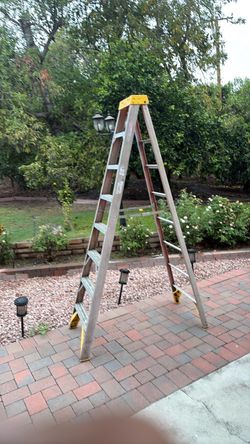 8 ft Werner Ladder