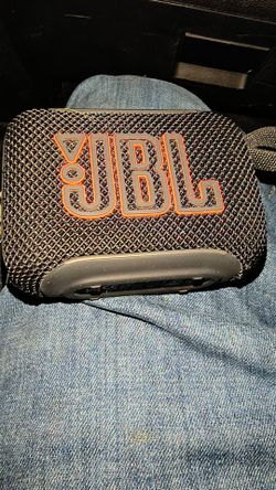 JBL Go 5