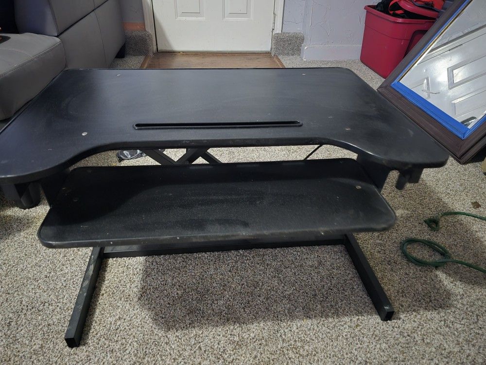 Adjustable Laptop DESK