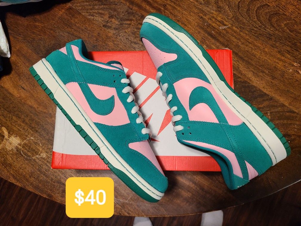Nike Dunk Low Size 12