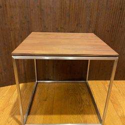 Beautiful Light Weight Crate & Barrel Side Table 