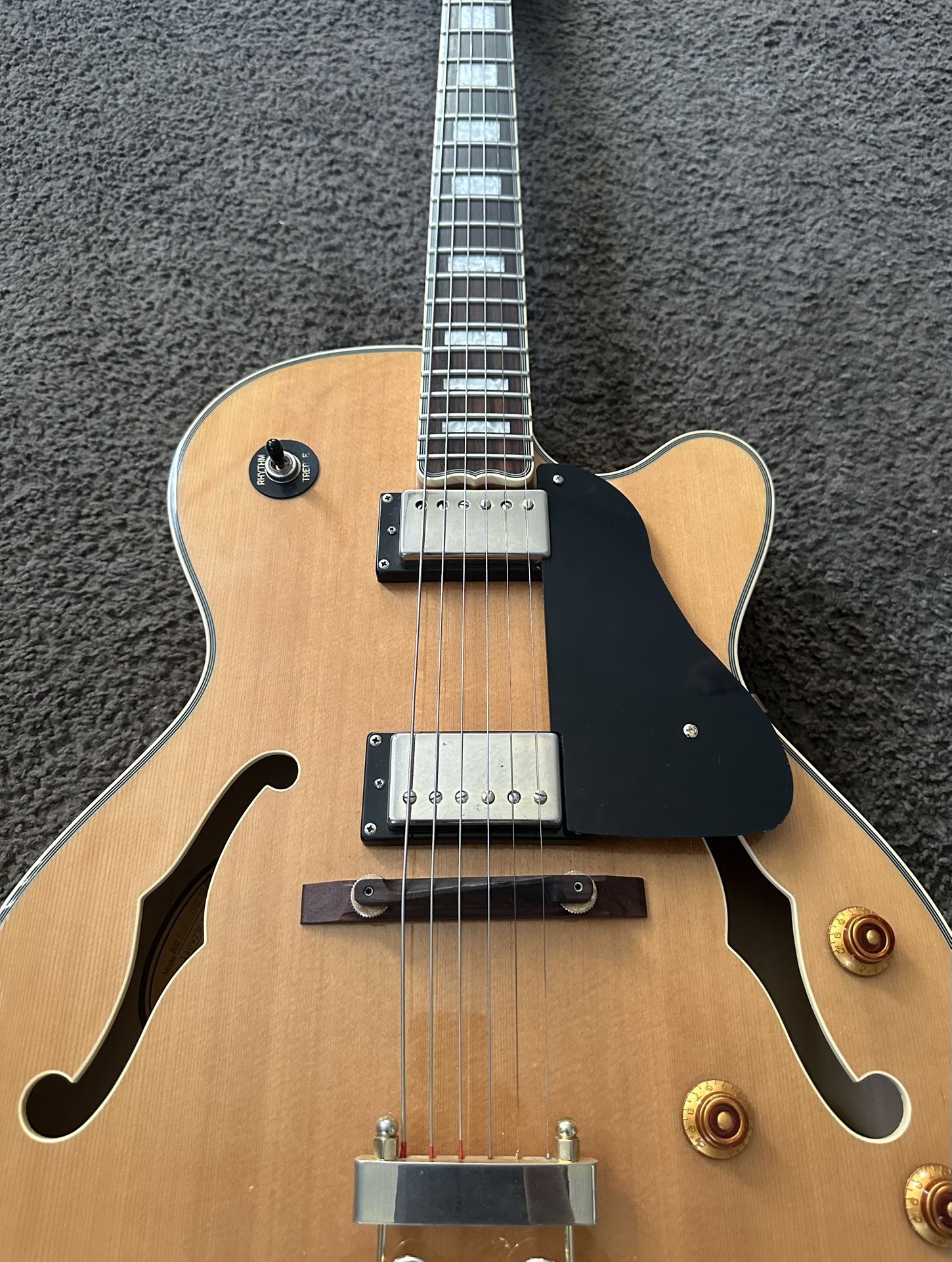Epiphone Joe Pass Emperor Pro Hollow body Electric Guitar