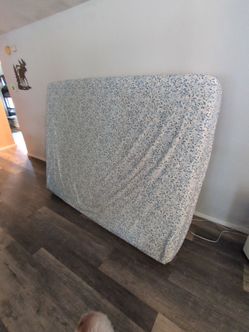 Queen mattress, 14 inch.