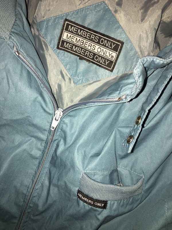 Authentic Members Only Jacket worn once size Large