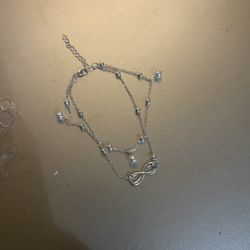 Women’s Infinity Bracket 