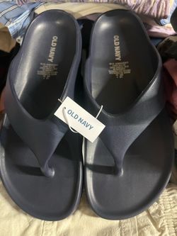 Old navy flip flop sandals