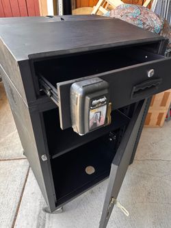 Computer Mobile cart cabinet