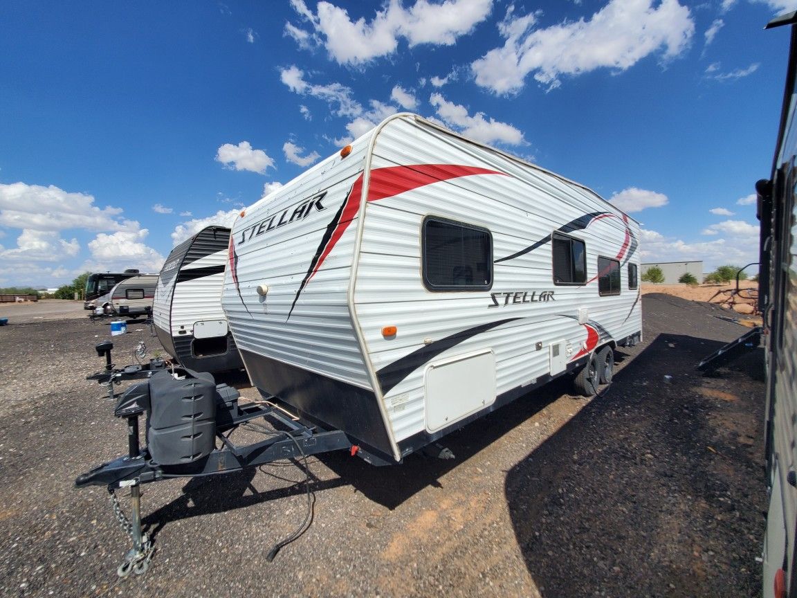 2014 eclipse Stellar 23sb toy hauler sleeps 8-10 6500lb trailer