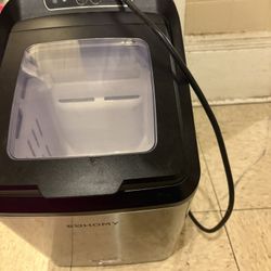 Icemaker Machine