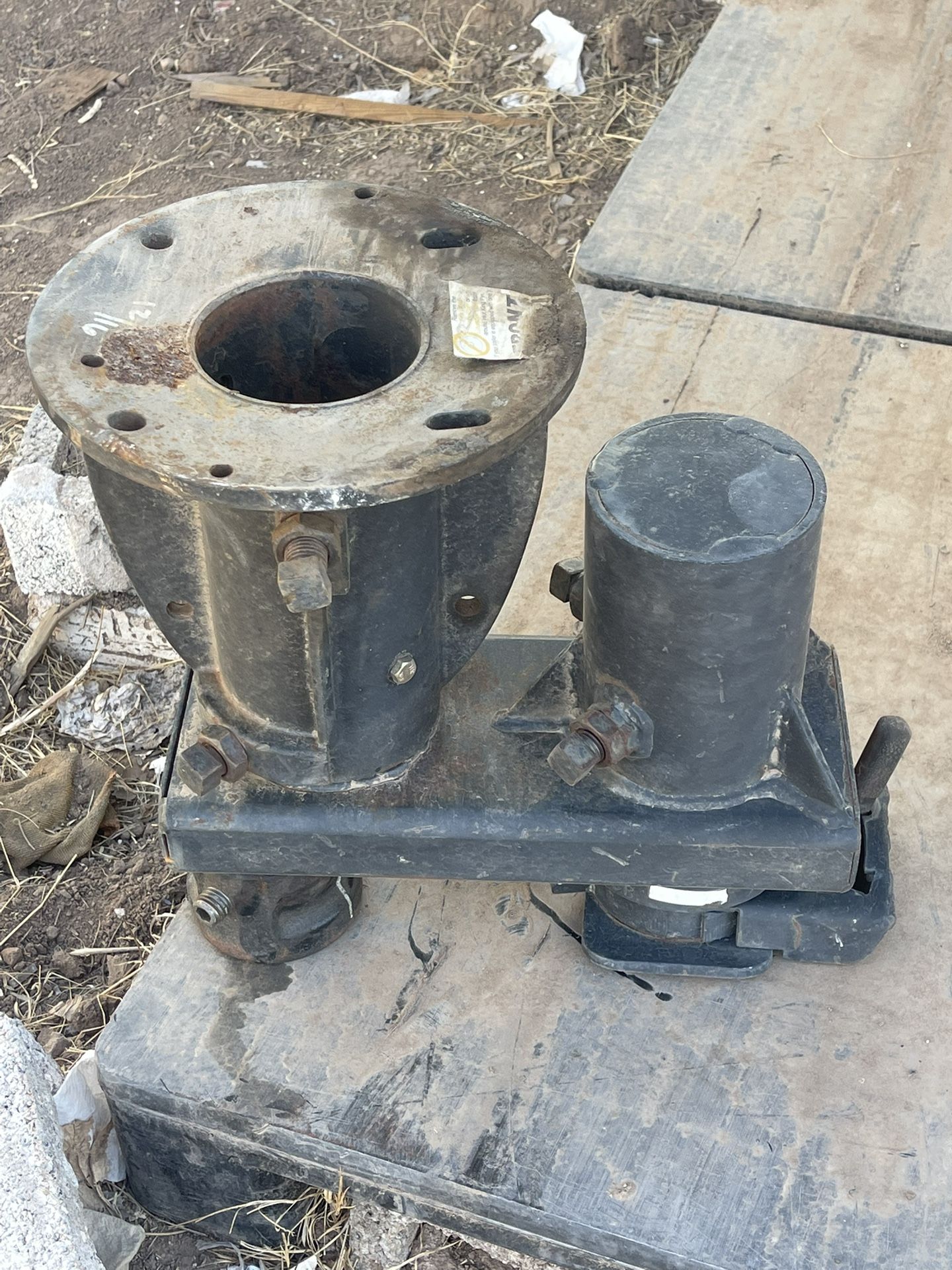Fifth Wheel To Gooseneck Adapter