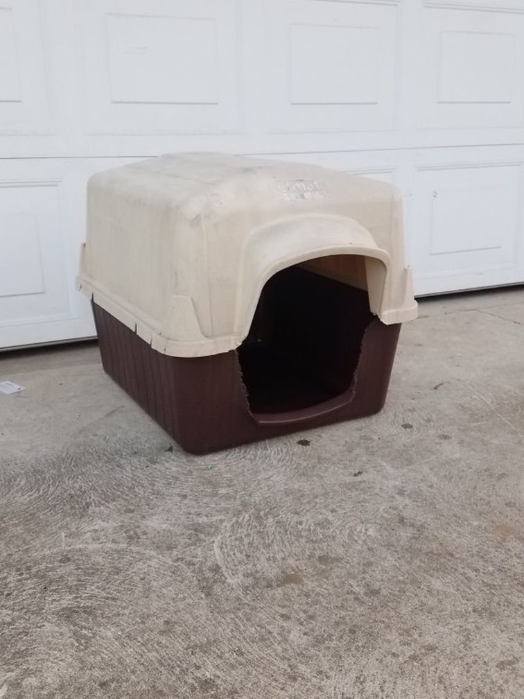 Dog house!